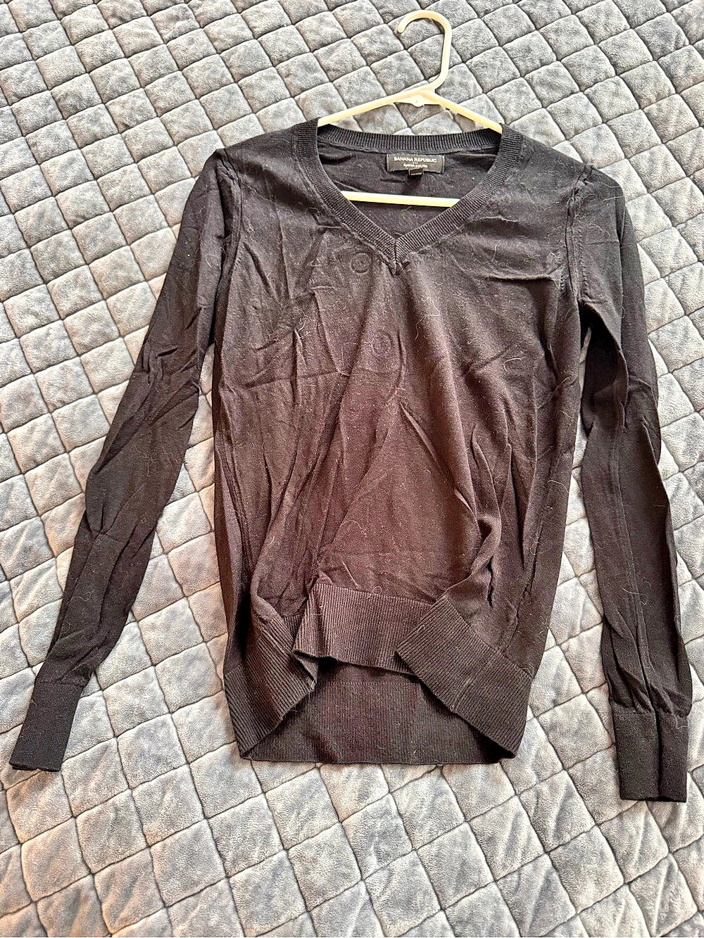 Banana Republic Forever V-Neck Sweater Black Size Small